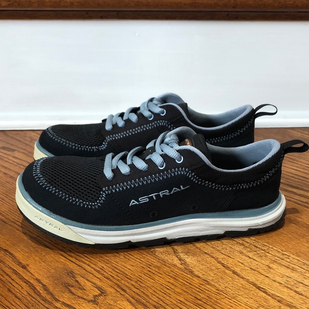 Astral Brewess 2.0 Size 7.5 Women’s in Preloved Condition!